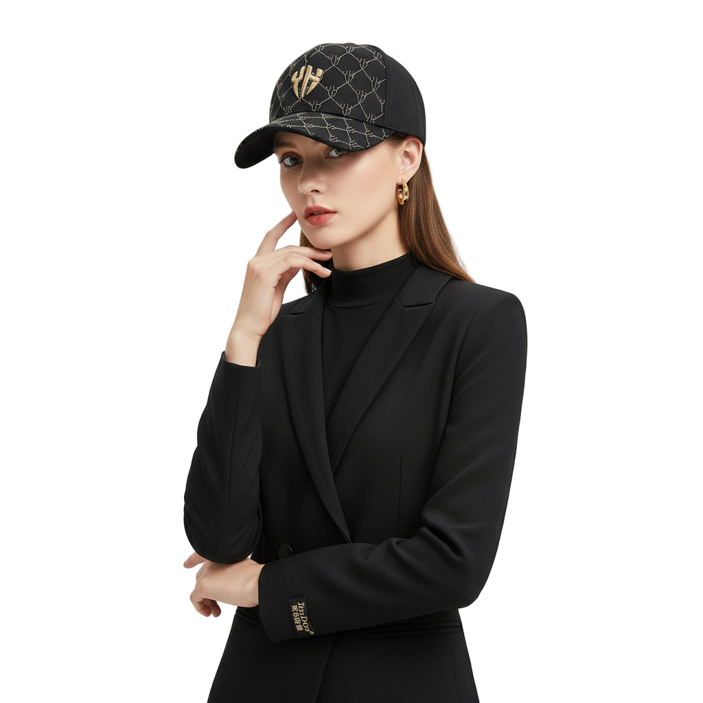 Boné Preto Bordado Dourado Masculino e Feminino