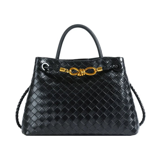 Bolsa Feminina Trançada com Alça de Mão e Detalhe Dourado